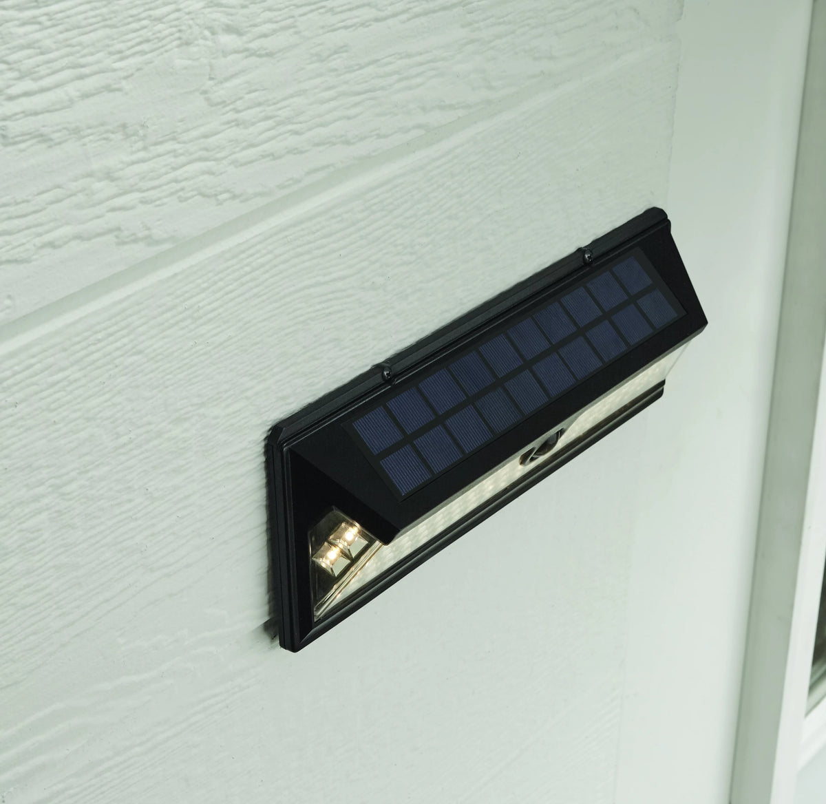 2400 Lumen Solar Motion Activated LED Path Light U108465